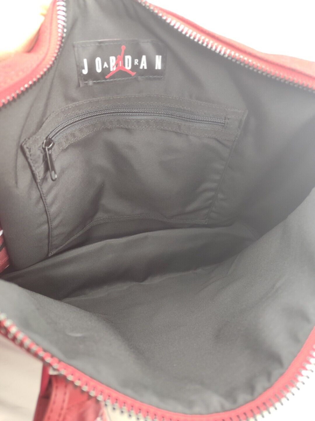 Brand New Nike Air Jordan Monogram Duffle Bag Jacquard Fabric Red MA0759-R78 C