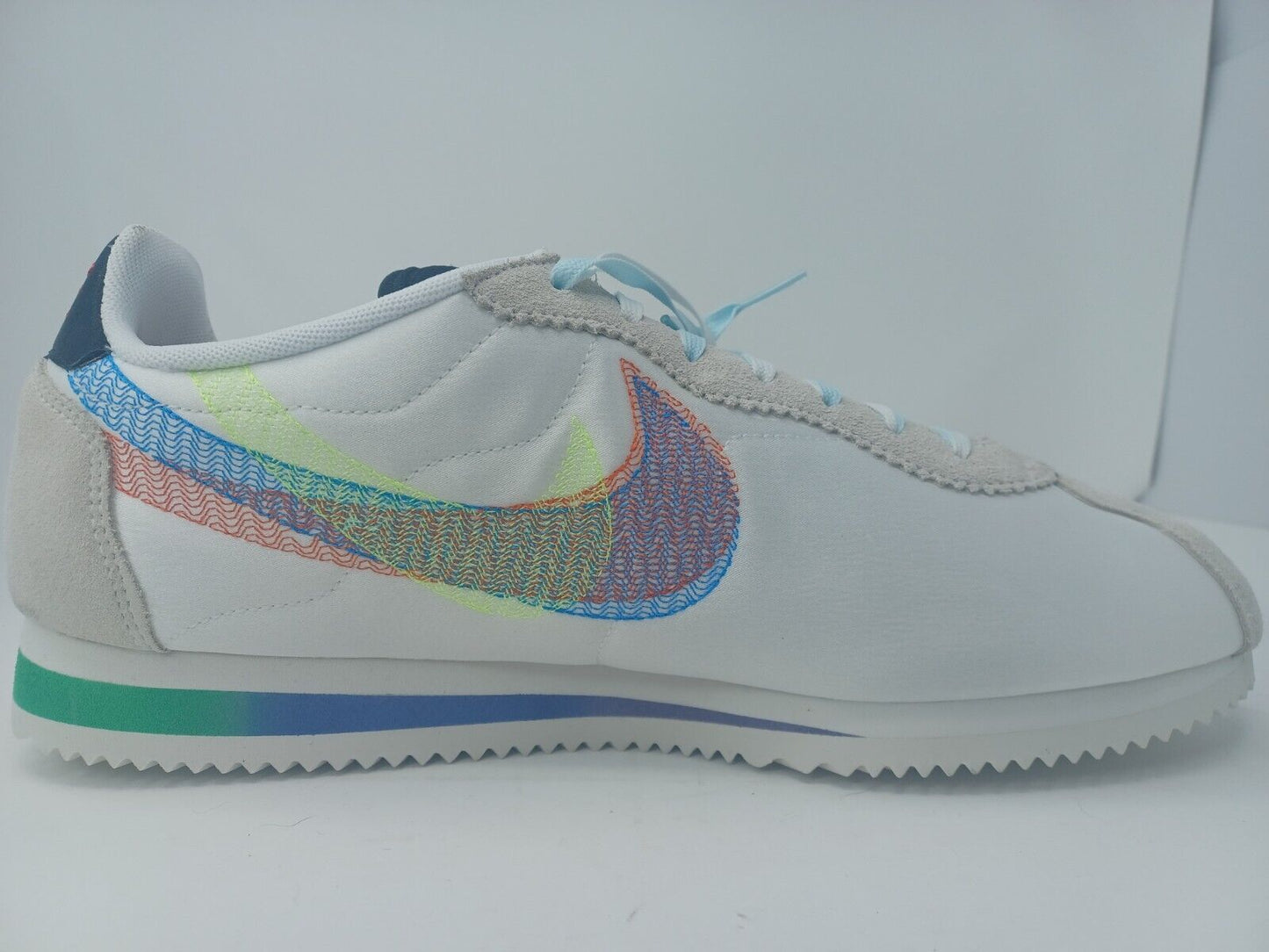 NEW Nike Cortez Be True 2022 DR5491 100 Rainbow White Unisex 12 M 13.5 W No Lid
