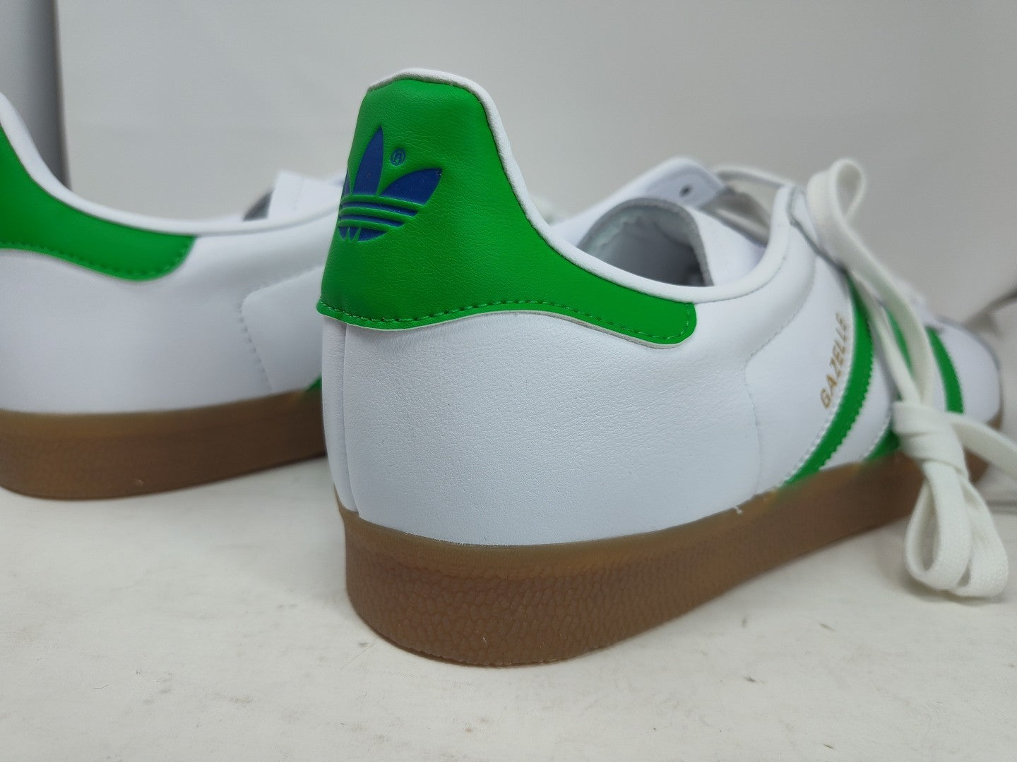 New Men's Adidas Gazelle Seattle Sounders Low Casual Shoes White IG6434 Size 12